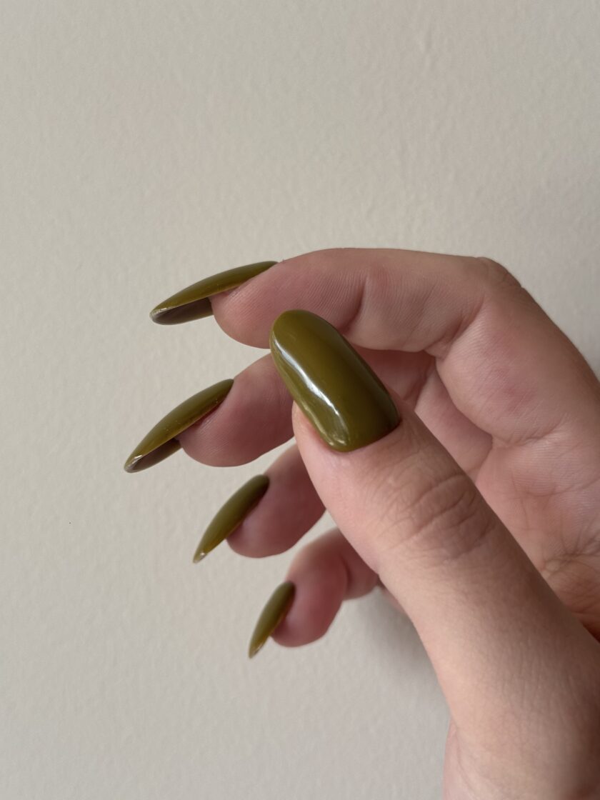 Alternative view of AC007 - OLIVE GREEN