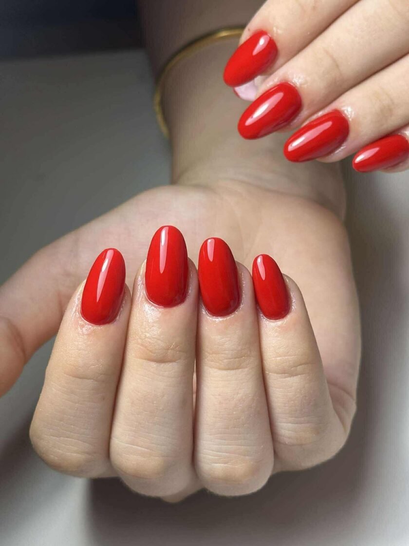 Alternative view of Ημιμόνιμο Βερνίκι UNIQUE - ROSE RED - VL008