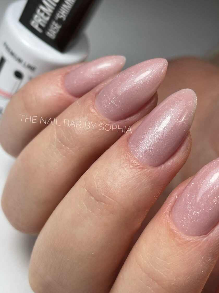 Alternative view of RUBBER BASE PREMIUM RESIN - SILVER SHIMMER