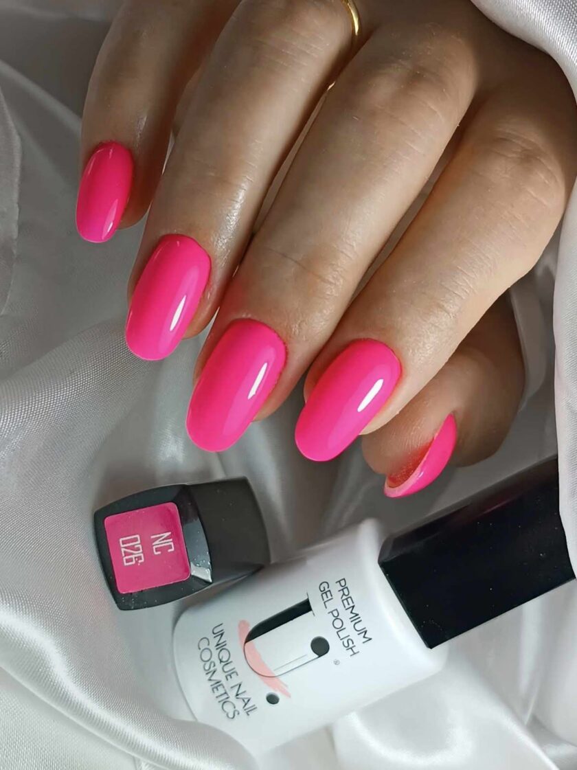 Alternative view of Ημιμόνιμο Βερνίκι UNIQUE - BRIGHT FUCHSIA - NC026