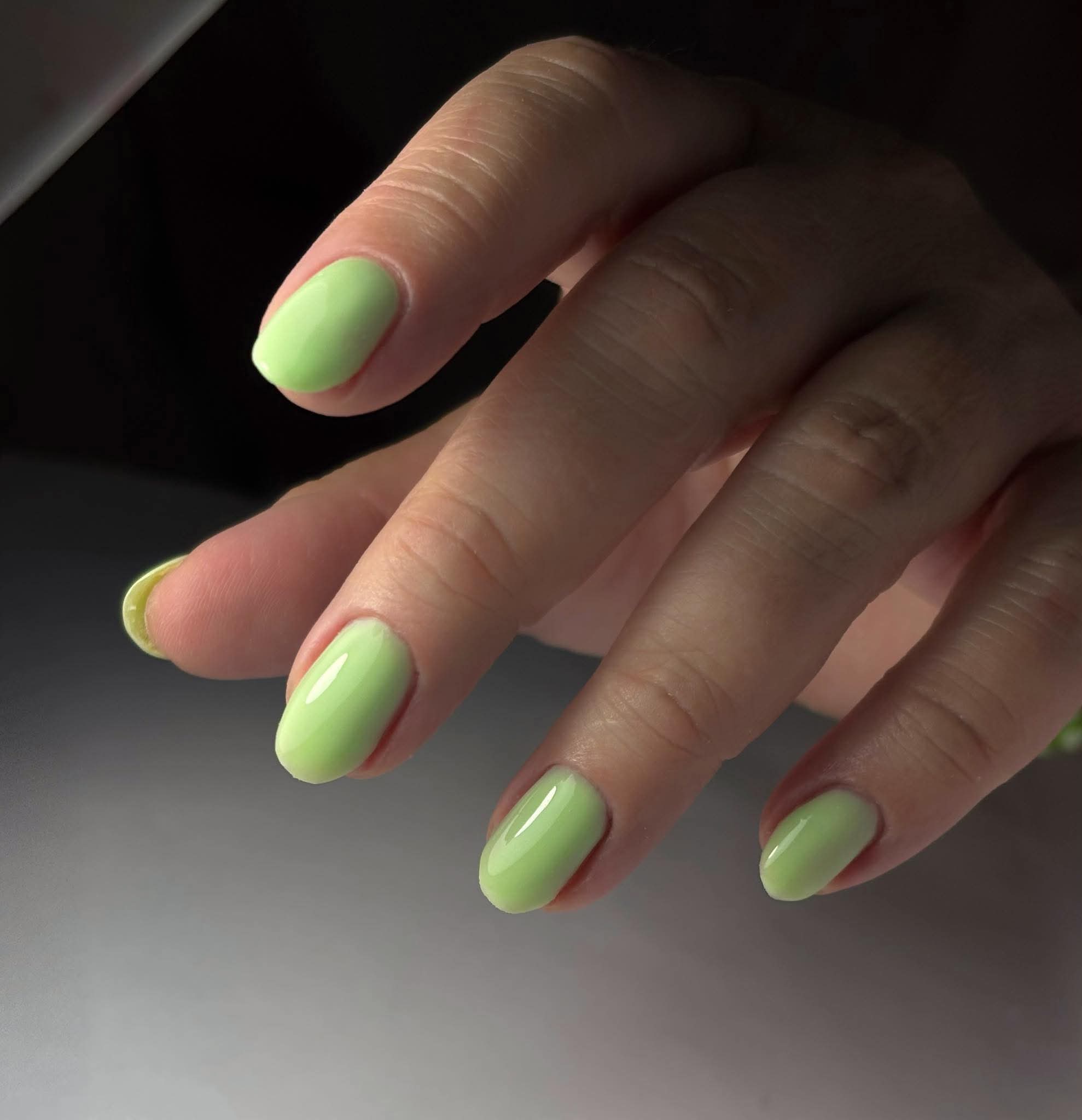 RUBBER BASE PREMIUM RESIN - PISTACHIO - Image 3