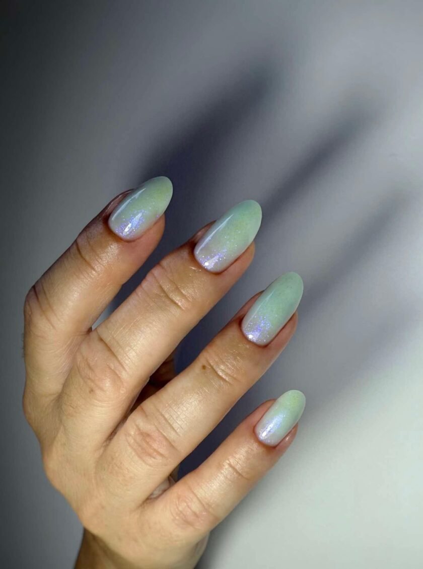 Alternative view of Ημιμόνιμο Βερνίκι UNIQUE - SHIMMERY LIGHT BLUE – GX028